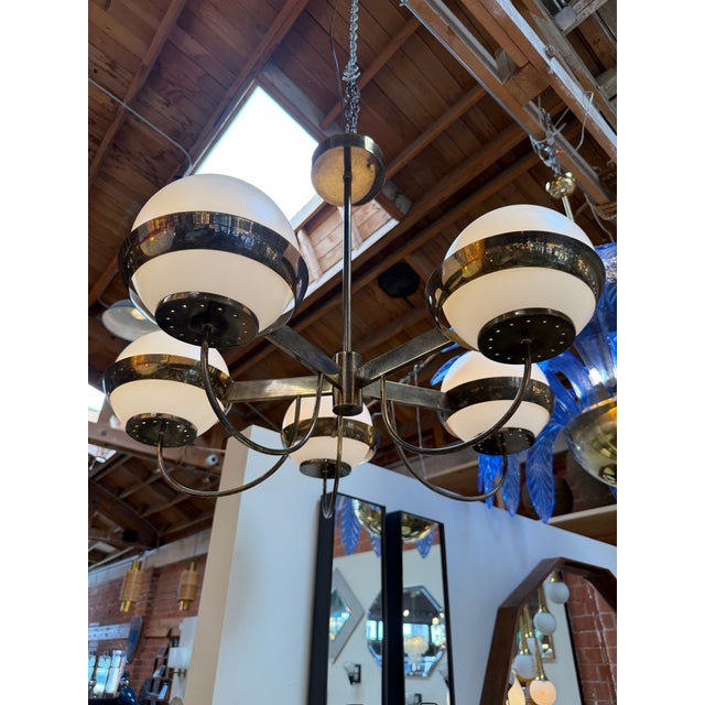 1970s 5-Light Opal Chandelier, Attributed to Heikki Turunen 1970's For Sale - Image 5 of 6