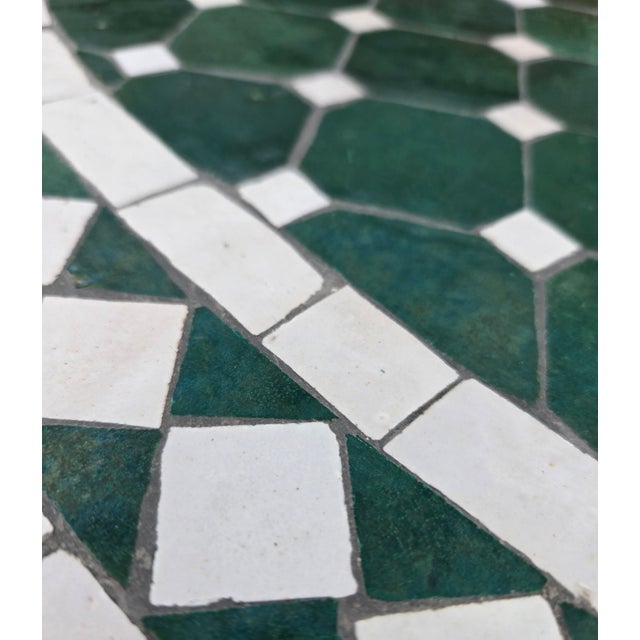 40" Handcrafted Hunter Green and White Moroccan Mosaic Table For Sale In Orlando - Image 6 of 7