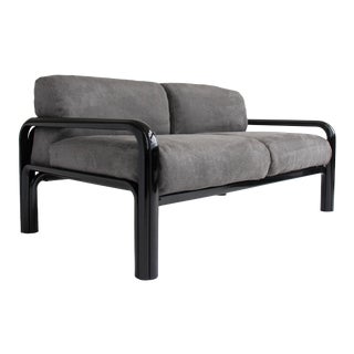 Modern Loveseat by Gae Aulenti for Knoll For Sale