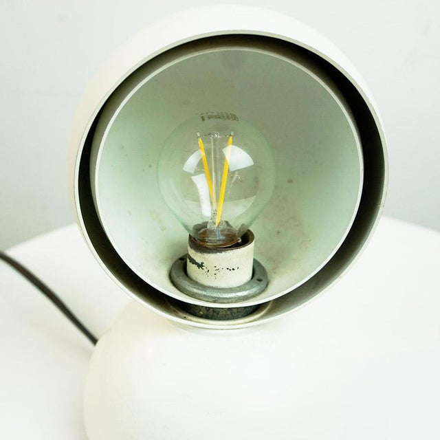 White Eclisse Table Lamp attributed to Vico Magistretti for Artemide, Italy, 1960s For Sale - Image 14 of 15