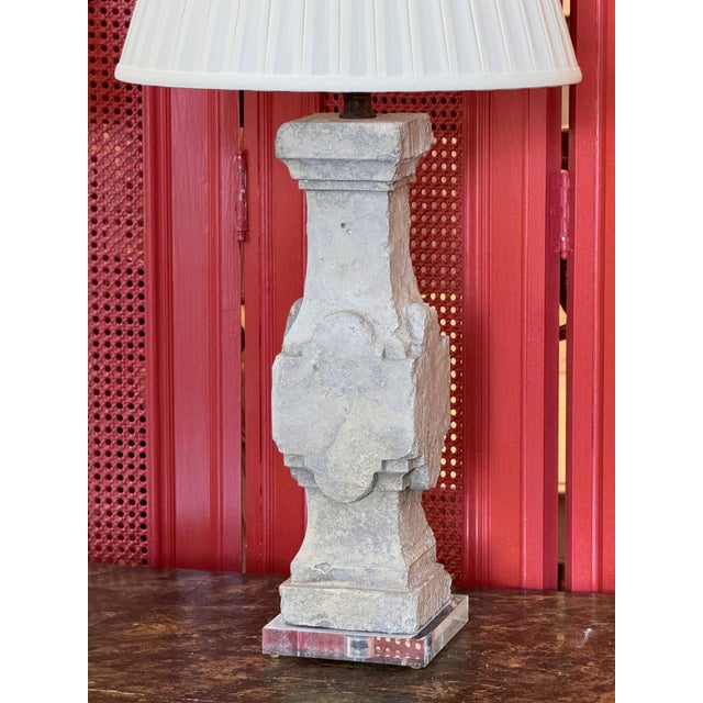 Traditional Mid 20th Century Stone Baluster Lamps on Lucite Bases - a Pair For Sale - Image 3 of 12