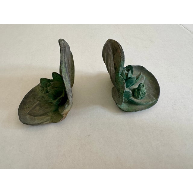 Antique Pair of Lead Garden L Bookends Water Lily With Frog For Sale In New York - Image 6 of 6