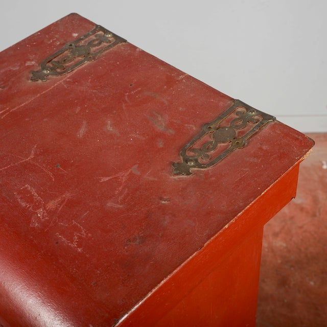 Washbasin Dressing Table in Metal For Sale - Image 10 of 18