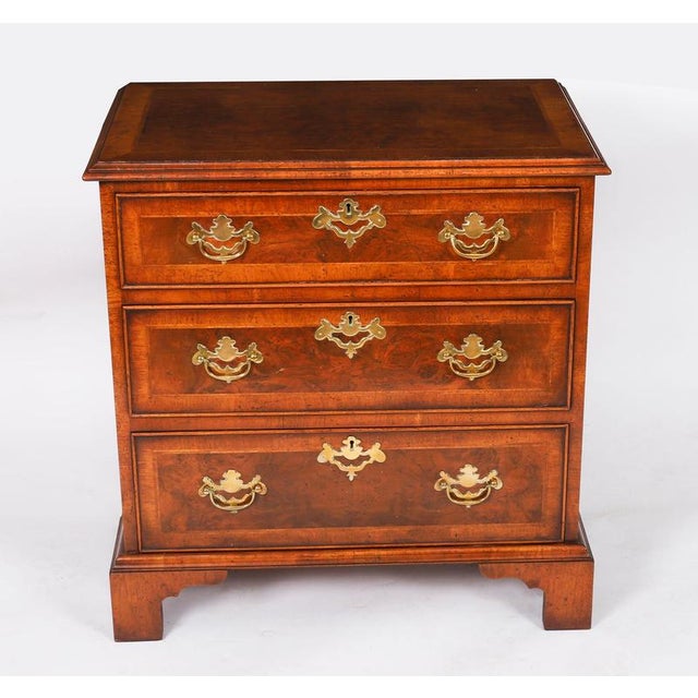 Vintage Bedside Tables in Burr Walnut, Set of 2 For Sale - Image 3 of 18