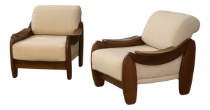 Brutalist Armchairs in Wood and Ecru Bouclé, 1970s, Set of 2
