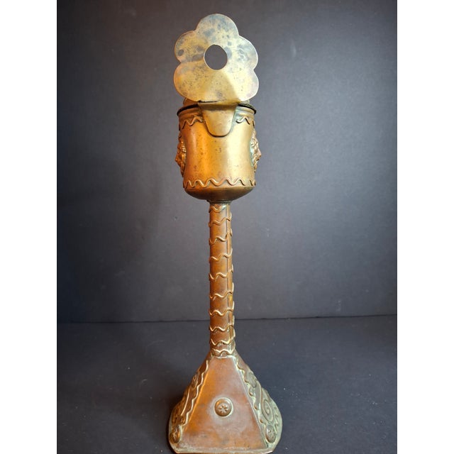 Mid 19th Century Antique Flemish Brass Snotneus Oil Lamp Ornate Copper Lion Mask Fat Light 19thC For Sale - Image 5 of 18