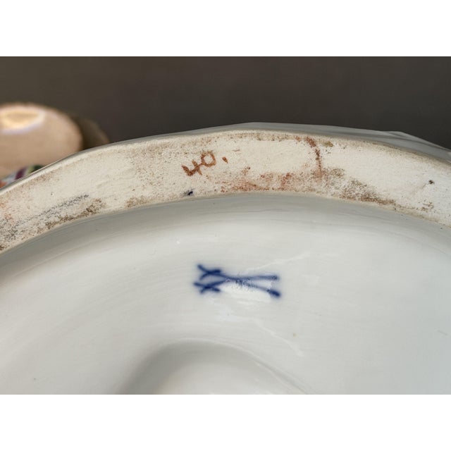 Grupo De Pastores C41 Porcelain Figurine by Michel Victor Acier for Meissen Porcelain, 1880 For Sale - Image 9 of 11