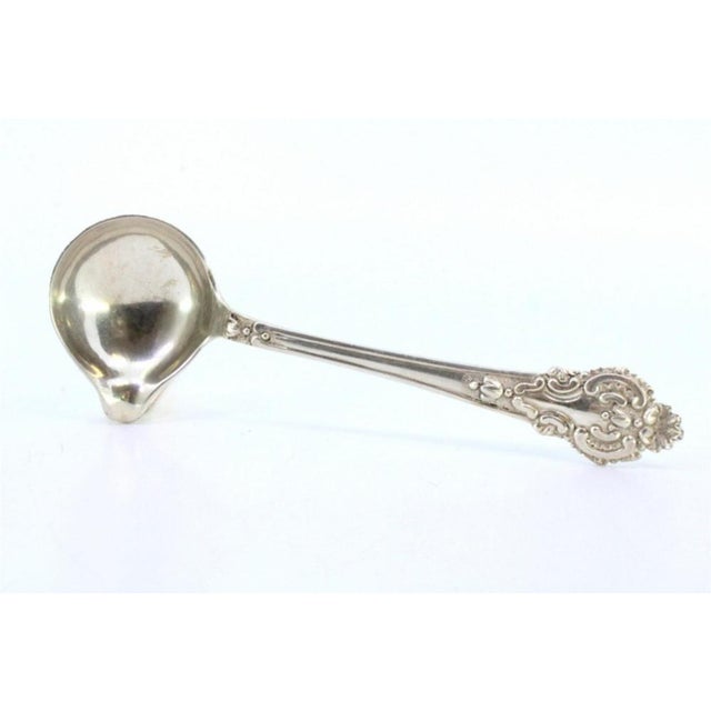 Silver Sauce Spoon with Reliefs and Grooves For Sale - Image 6 of 7