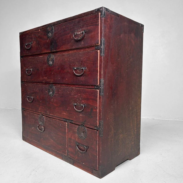 Brown Japanese Tansu Chest, 1900-1920 For Sale - Image 8 of 14
