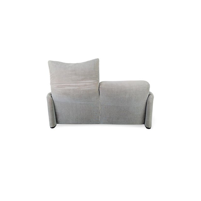 Maralunga Two-Seater Sofa by Vico Magistretti for Cassina For Sale - Image 6 of 11