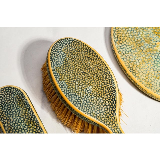 Art Deco Rare Antique English Shagreen Vanity Set c.1920, Goldsmiths & Silversmiths London, 5-Piece Boxed Dressing Set Brushes Mirror For Sale - Image 3 of 15