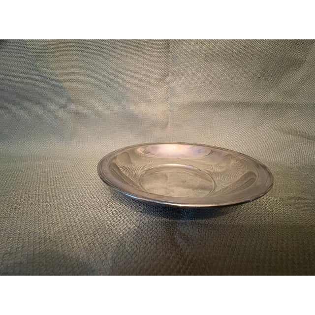 Mid-Century Modern Vintage Silver-Plated Hollowware Small Dish by Lunt Silversmith, Mid-20th Century For Sale - Image 3 of 6