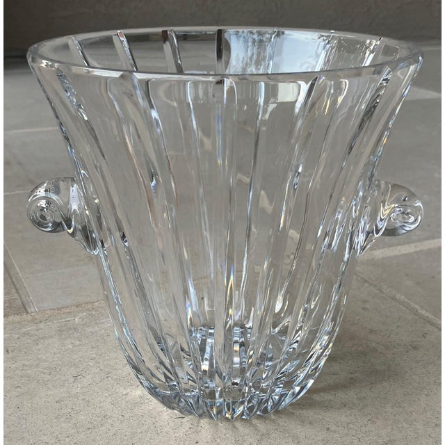 Late 20th Century Flared Swirl Cut Crystal Nautilus Shell Applied Handles Ice Bucket in the Manner of Tiffany & Company For Sale - Image 15 of 18