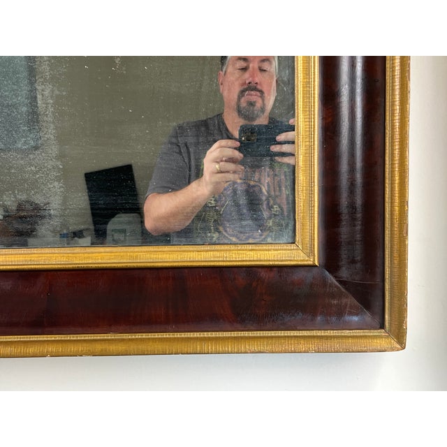 Mid 19th Century Antique American Empire Parcel Gilt Flame Mahogany Ogee Wall Mirror C. Mid 19th Century For Sale - Image 5 of 7