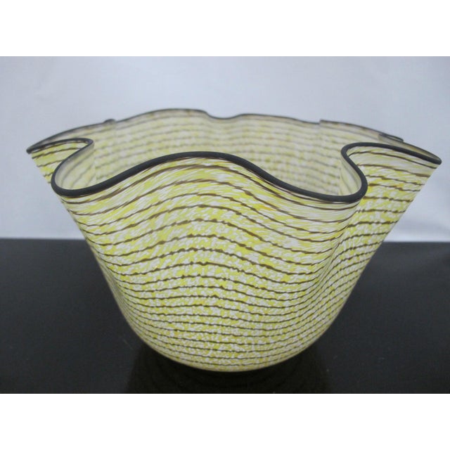 Kosta Boda Sweden Carmen Large Yellow Art Glass Handkerchief Ruffle Bowl Signed For Sale In Portland, OR - Image 6 of 12