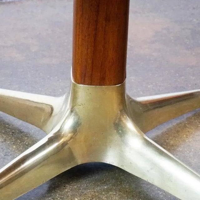 Brown Mid-Century Austrian Walnut and Brass Coffee Table by Oswald Haerdtl For Sale - Image 8 of 14