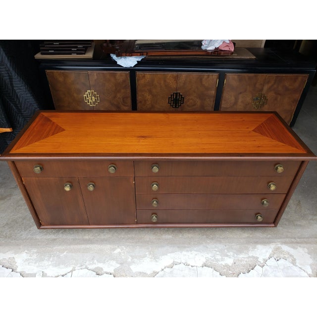 Mid-Century Modern Vintage 1950's Edward Wormley for Dunbar Lacquered Mahogany Chest For Sale - Image 3 of 12