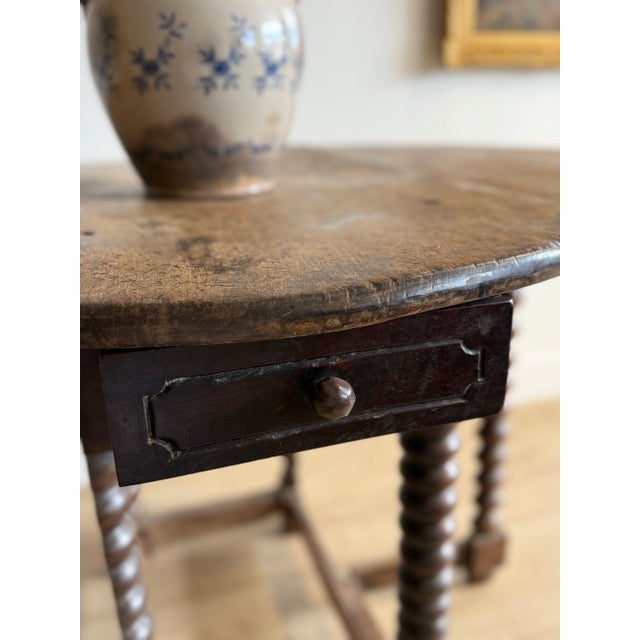 17th c. French Walnut Oval Gateleg Table with Drawer For Sale In Denver - Image 6 of 9