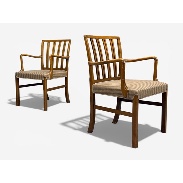 Ole Wanscher, Danish Mid-Century Modern, Armchairs, Beech, Fabric, Denmark, 1940s Pair of model 1675 armchairs designed by...