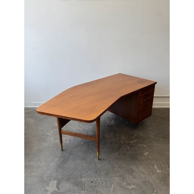 1960's Executive Desk by Founder's Furniture For Sale - Image 11 of 18