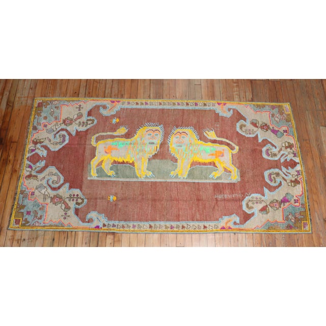 Mid 20th Century Colorful Lion Pictorial Turkish Accent Rug - 4' x 7'7" For Sale - Image 16 of 18