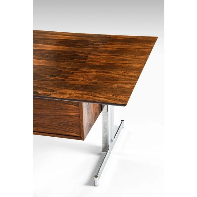 Brown Free-Standing Desk in Rosewood and Chromed Steel attributed to Jan Lunde Knudsen, 1960s For Sale - Image 8 of 13