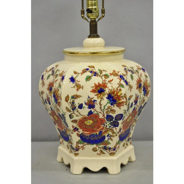 Chinoiserie Vintage Oriental Porcelain Hexagonal Flower Decorated Ginger Jar Table Lamp For Sale - Image 3 of 12