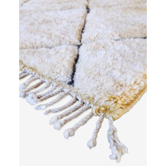 Textile Yellow Moroccan Beni MRirt Rug - 8.6 X 5.5 Ft For Sale - Image 7 of 8