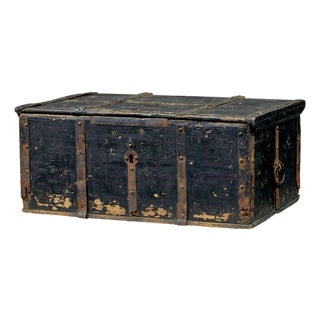 Mid-19th Century Scandinavian Painted Pine Chest, 1840s For Sale