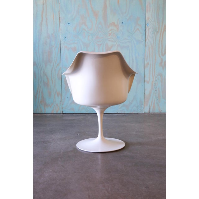 1960s Early Tulip Chairs by Eero Saarinen for Knoll Tulip Chair Set of 6 1960s For Sale - Image 5 of 14