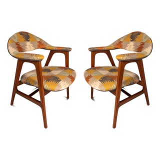 Set of Two (2) Mid-Century Danish Modern Armchairs in Teak W/ Bespoke Fabric by Erik Kirkegaard for Høng Stolefabrik, Denmark, C. 1950's For Sale