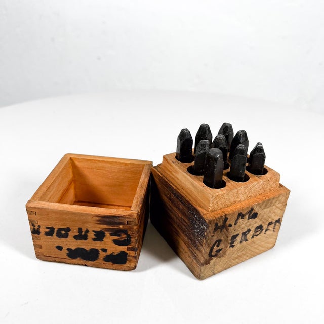 Vintage Standard Bench Made Dies Size 5/32 Steel Stamps Wood Box For Sale - Image 12 of 12
