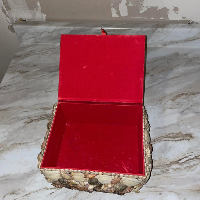 Textile Vintage Handcrafted Shell Encrusted Lidded Box For Sale - Image 7 of 8
