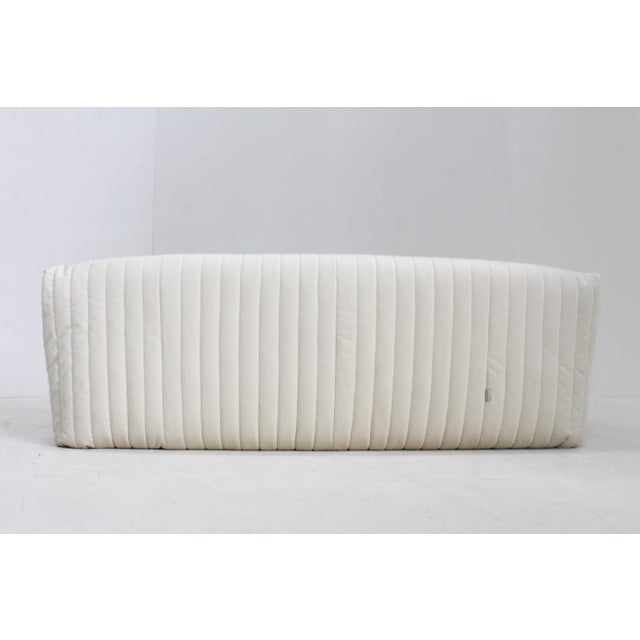 1970s Vintage Cinna Sandra Three-Seater Sofa in Beige Velvet from Ligne Roset, 1970s For Sale - Image 5 of 14