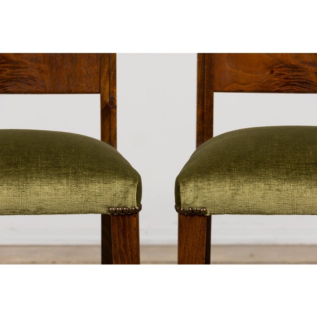 Set of 6 French Art Deco Walnut Dining Chairs in Olive Green Velvet, 1930s For Sale - Image 16 of 18