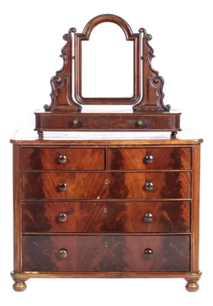 Romantic Dresser in Mahogany