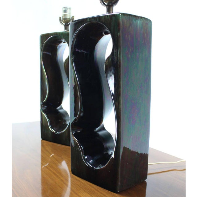 Mid-Century Modern Pierced Cube Shape Glazed to High Gloss Pottery Table Lamps MINT! For Sale - Image 3 of 7