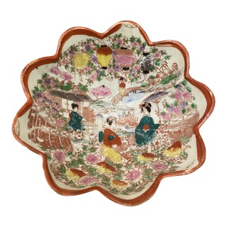 Vintage 1940s Hand Painted Scalloped Bowl Made in Occupied Japan For Sale