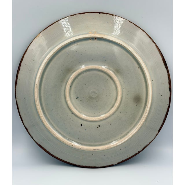 Folk Art 1950s Folk-Art Ken Edwards Tonala Pottery Hand Painted Bird Serving Chop Plate For Sale - Image 3 of 5