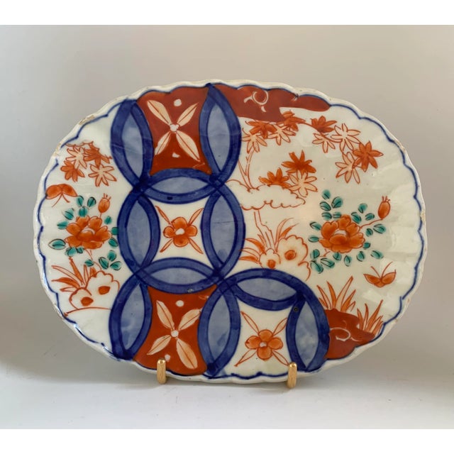 Antique Mid 19th Early Meiji Period Japanese Imari Oval Dish Charger Scalloped Rim For Sale In Miami - Image 6 of 13