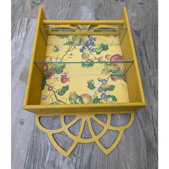 1950s Wall Display Vintage 1950's Yellow Floral Bathroom Kitchen Towel Holder For Sale - Image 5 of 9