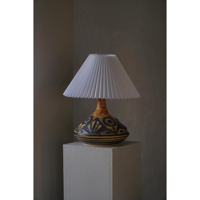 Danish Modern Stoneware Model 3073 Table Lamp attributed to Søholm, Denmark, 1960s For Sale - Image 6 of 18