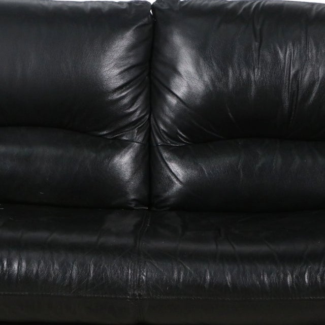 Nicoletti Black Modern Leather Loveseat For Sale In Cincinnati - Image 6 of 11