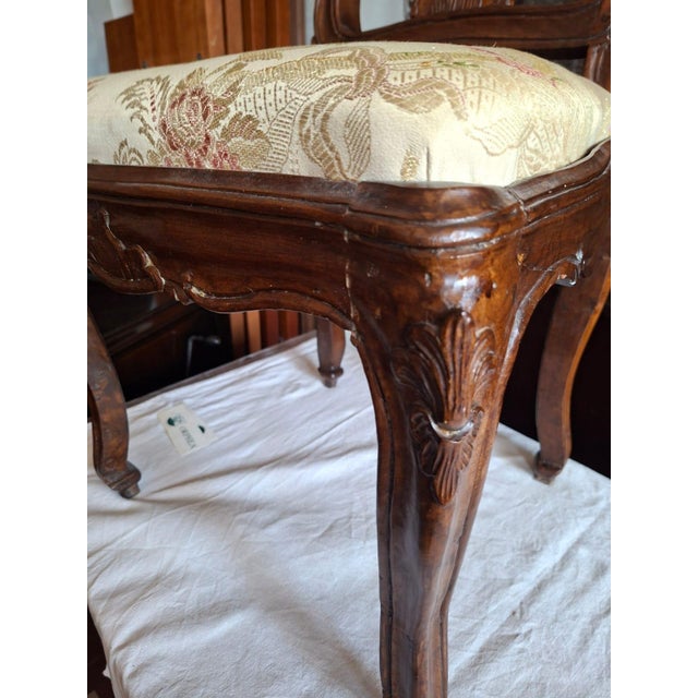 Louis XV Genoese Chairs in Walnut, 1750, Set of 8 For Sale - Image 16 of 18