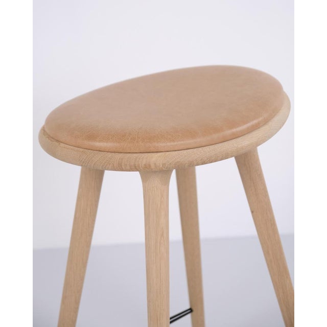Mater Bar Stools in Oak and Natural Leather, Set of 2 For Sale - Image 5 of 9