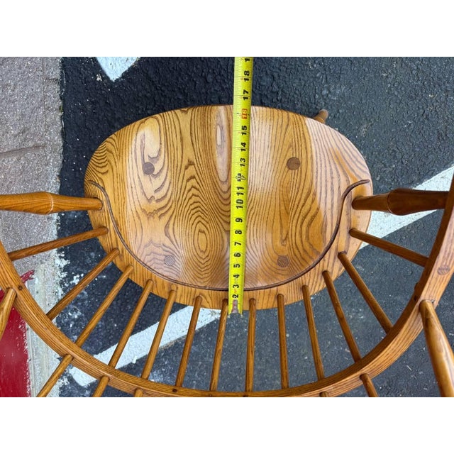 Wood Late 20th Century Bent Brothers Colonial Style Bow Back Windsor Oak Wood Dining Chairs For Sale - Image 7 of 16