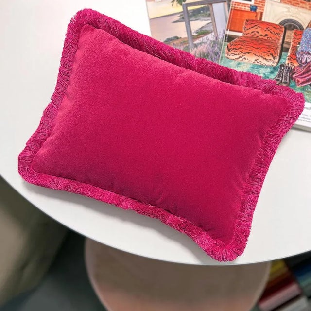 Fuchsia velvet pillow clearance