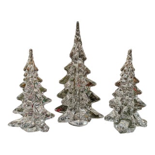 Set of 3 Vintage Silvestri Handcrafted Clear Glass Christmas Trees For Sale