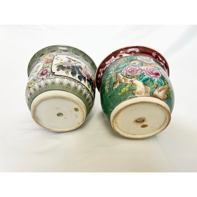 Green Vintage Chinoiserie Floral Cachepot Pair – Hand-Painted Porcelain For Sale - Image 8 of 10