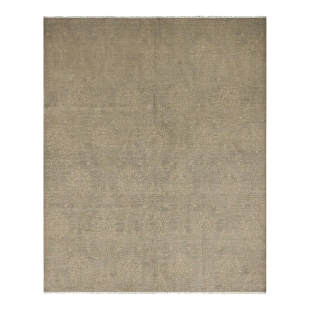 1990s Boho Chic Sun-Faded Gray/Ivory Wool & Silk Rug - 8'0 X 9'11 For Sale